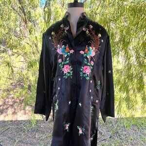 Vintage Kimono - Black Silk Blend - Hand Embroidered - Size 40 - Med/Large